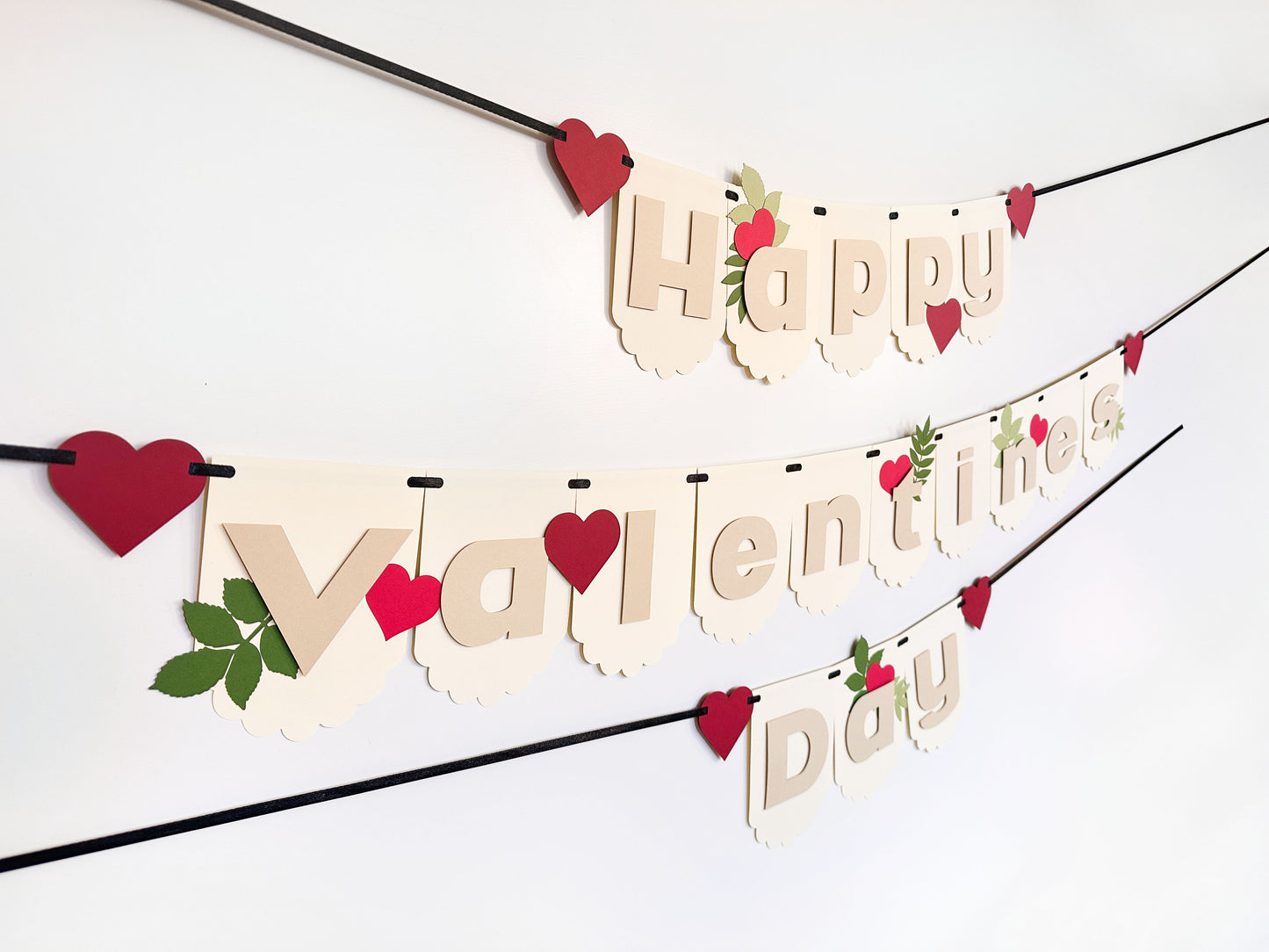 Valentines Day Banner | Valentines Sign | Valentines Day Décor | Happy Valentines Day | Love | Hearts | Valentines Party | XOXO| Decorations