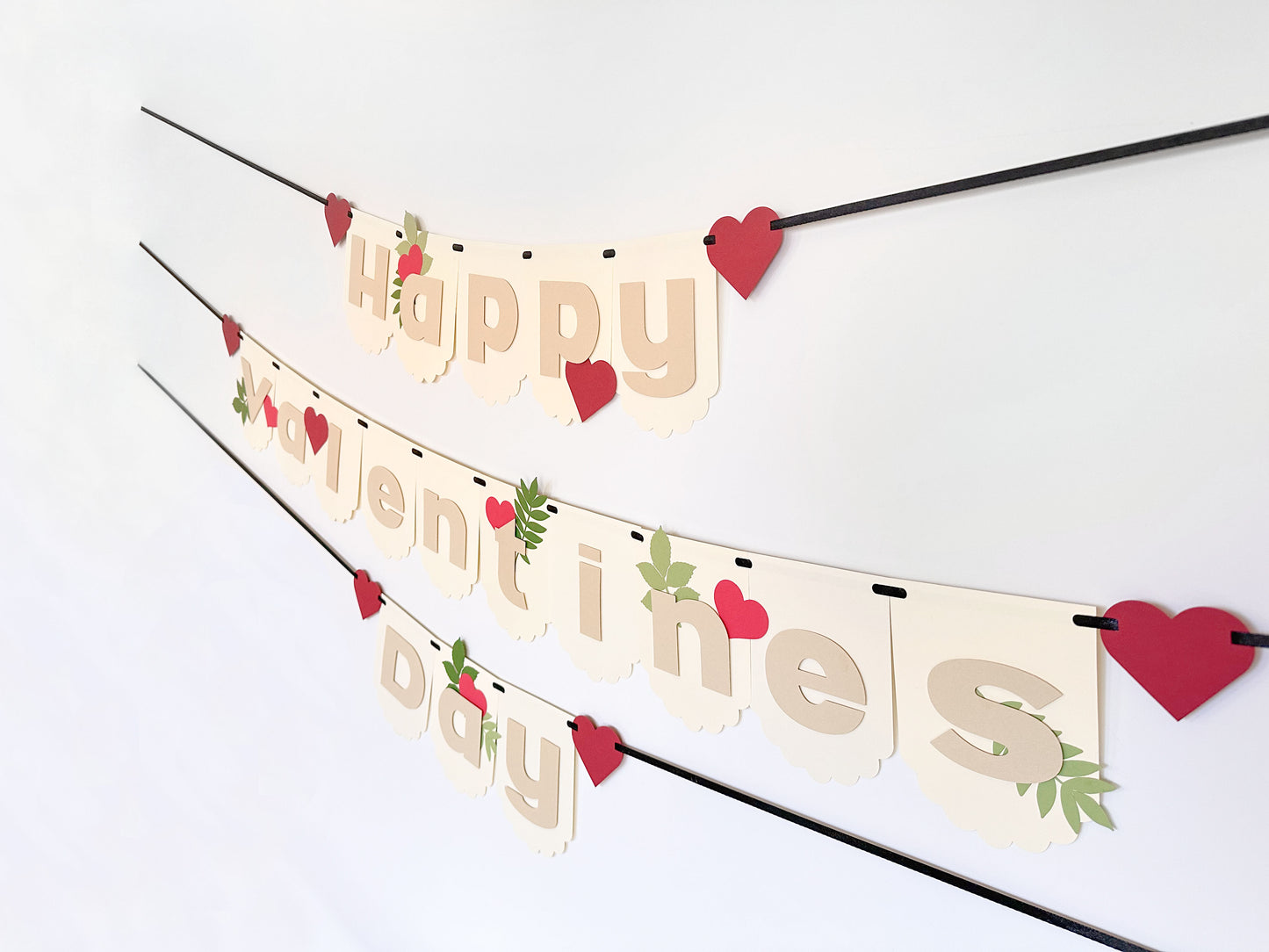 Valentines Day Banner | Valentines Sign | Valentines Day Décor | Happy Valentines Day | Love | Hearts | Valentines Party | XOXO| Decorations