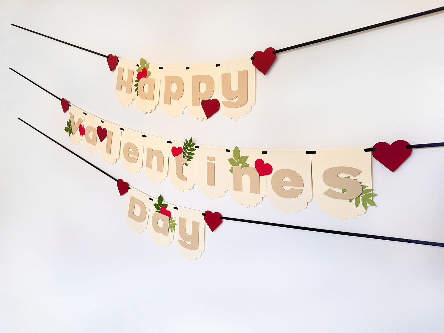 Valentines Day Banner | Valentines Sign | Valentines Day Décor | Happy Valentines Day | Love | Hearts | Valentines Party | XOXO| Decorations
